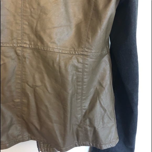 Blank NYC two toned vegan leather jacket. - Picture 6 of 8